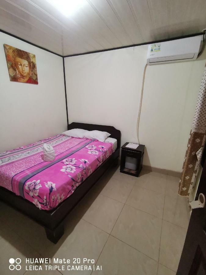 Hotel River View Тортугеро Экстерьер фото